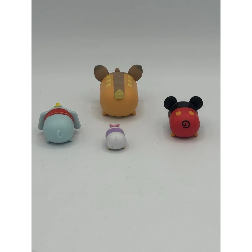 Lot Of 4 Disney Tsum Tsum Vinyl Mini‎ Figures Characters Mickey, Dumbo, Bambi